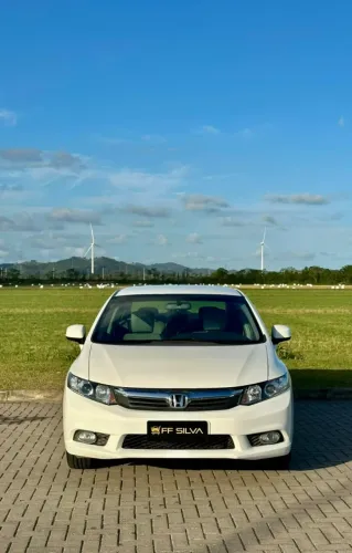 Honda Civic Sedan LXS 1.8/1.8 Flex 16V Mec. 4P 2013