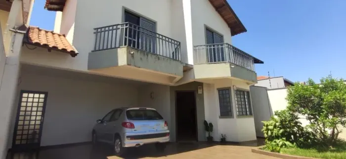 Sobrado com 3 dormitórios à venda, 198 m² por R$ 730.000,00 - Jardim Oriente - Londrina/PR
