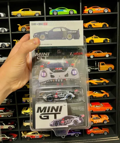 Kaido Mini GT - Skyline GT-R e Porsche 911