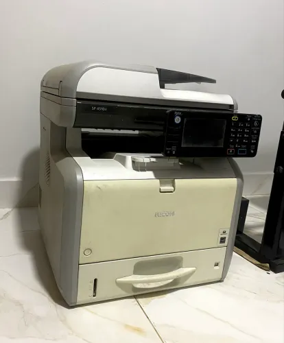 Impressora multifuncional monocromática Ricoh SP 4510SF