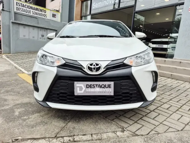 Toyota Yaris XL 1.5 Flex 16V 5P Aut. 2023