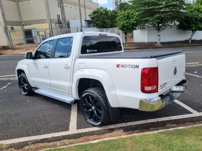 Volkswagen Amarok Trendline CD 2.0 TDI 4X4 Dies AUT 2017