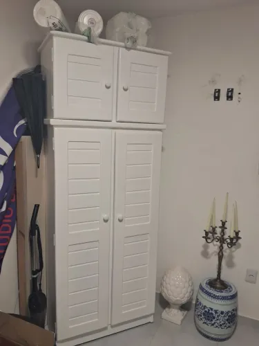 Guarda roupa puro madeira de lei laqueado de branco