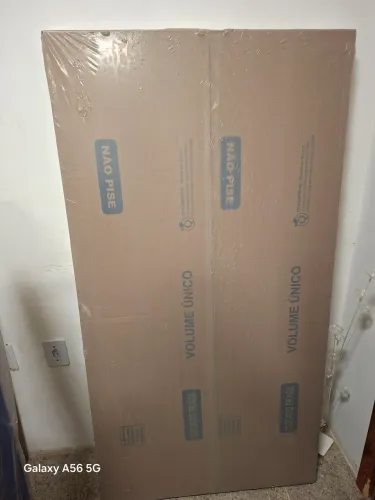 Berço novo na caixa