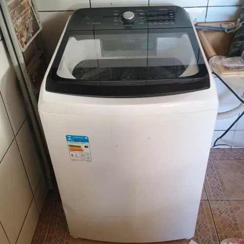 Máquina de lavar Electrolux 15 kg.