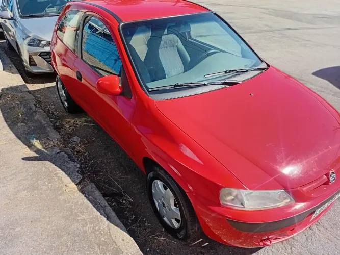 Chevrolet Celta 1.0/super/n.piq.1.0 MPFI VHC 8V 3P 2001