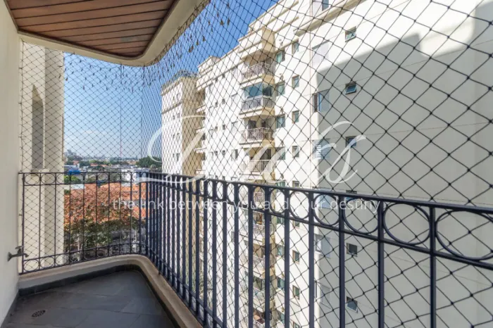 APARTAMENTO EM MOEMA 3 DORMITÓRIOS 1 SUÍTE 2 VAGAS DE GARAGEM VENDA COMPRA