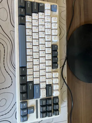 Teclado sem fio Aula f87
