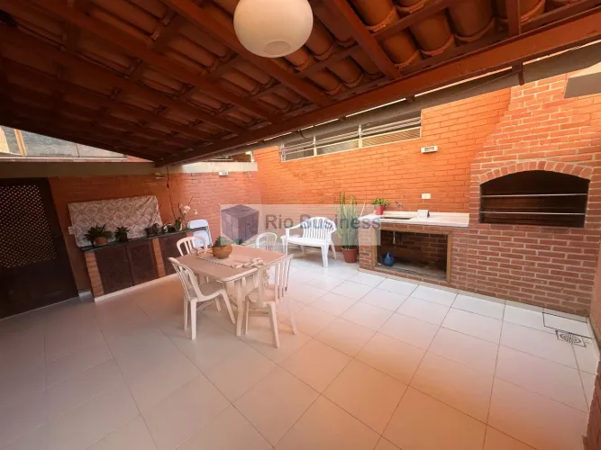 Casa em Condomínio vista Cristo em Botafogo, cond. com infra