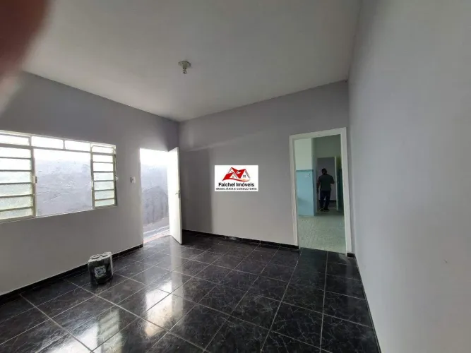 Casa térrea independente com 2 quartos para locação Chácara Belenzinho!!