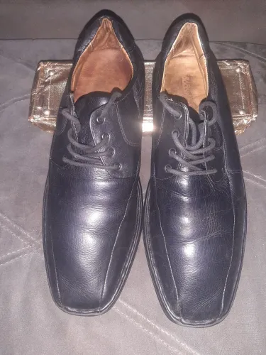 Sapato masculino de couro