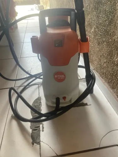 Vende-se Lava jato STIHL - RE 80 X