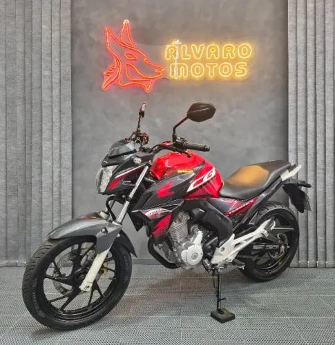 Honda Cb 250F Twister 2020 único dono baixo km garantia Alvaro Motos