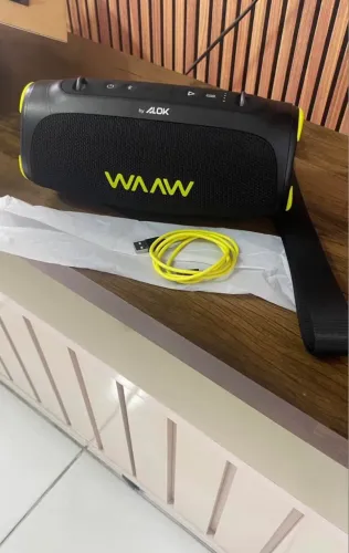 Caixa de Som Bluetooth WAAW by Alok Boom 110 - 40W RMS | À Prova d?Água
