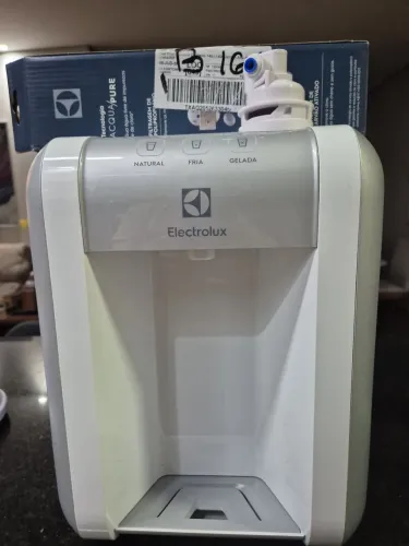 Purificador de Água Electrolux Gelada/Fria/Natural + Filtro Novo