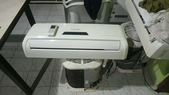 PARA VENDER LOGO SPLIT ELECTROLUX 9 MIL BTUS COM GARANTIA DE 3 MÊS NO PONTO DE INSTALAÇÃO!