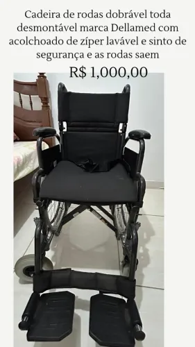 Cadeira de rodas desmontável solta as rodas o assento acolchoado lavável tem cinto de segu