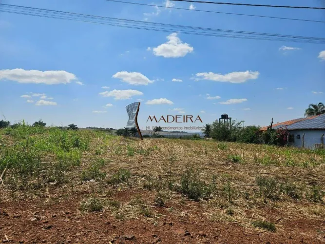 Terreno à Venda em Gleba Ribeirão Morangueiro, Maringá - PR