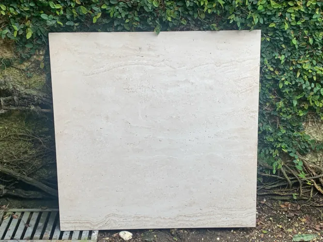 60 m2 de Piso porcelanato travertino 80x80