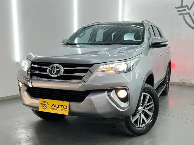 Toyota Hilux SW4 SRX 4X4 4.0 V6 24V Aut. 2016