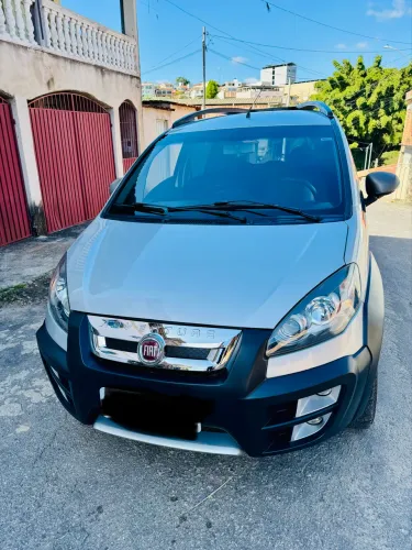 Fiat Idea Adv./ Adv.lock.dualogic 1.8 Flex 5P 2012