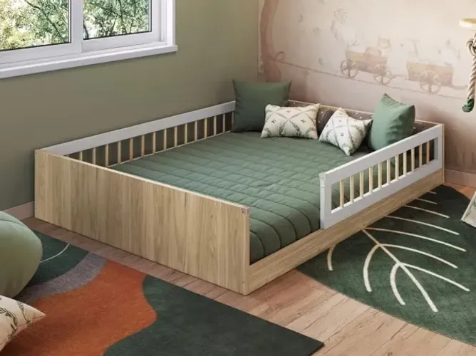 Cama montessoriana com colchão de casal