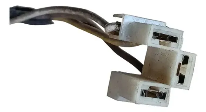 Plug Conector Chicote Soquete Farol Fiat Palio 2000 2010