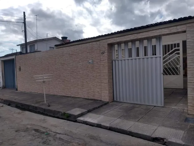 CASA PARA ALUGAR.