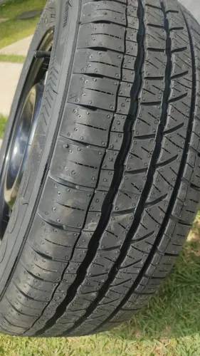 Pneu + Roda Goodyear 185/65 R14 Zero KM (Estepe Original)