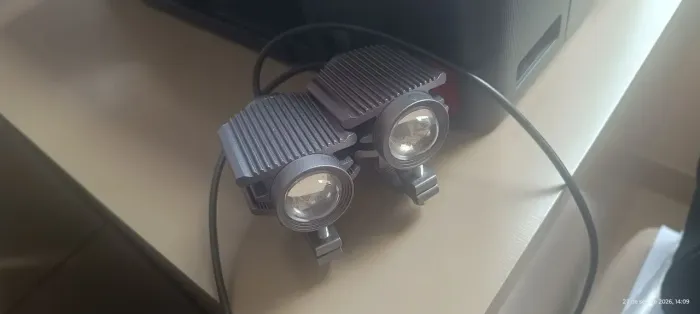 Faróis 1 Par Farol Led De Milha Para Moto Auxiliar 180w