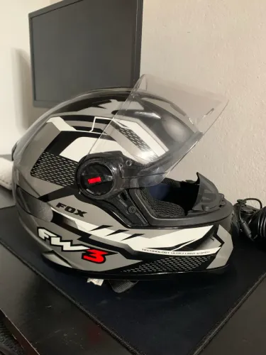 Capacete fw3 com óculos seminovo