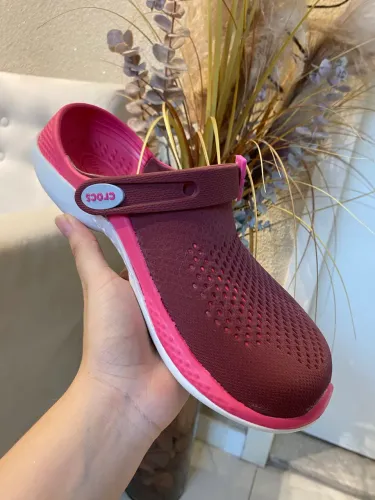 Crocs