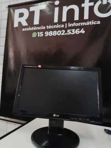 Monitor LG 15,6