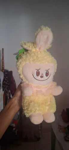 Labubu pelúcia