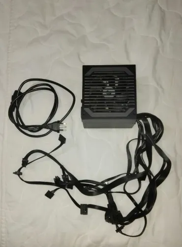 Fonte Pichau Nidus 650w