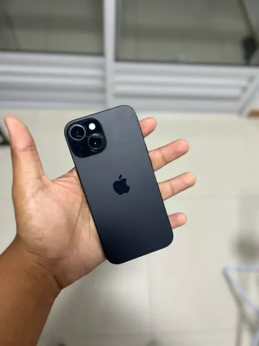 IPhone 15 128GB
