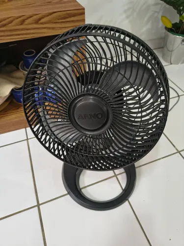 Ventilador Arno 30 centímetros