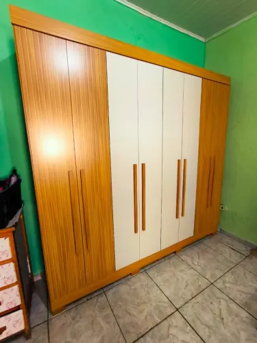 GUARDA ROUPAS NOVOS A PRONTA ENTREGA