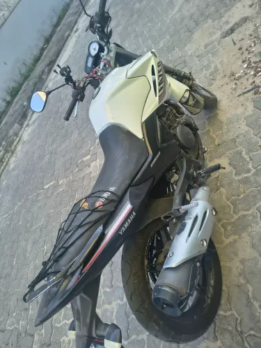 Fazer 250 2015 Troco 