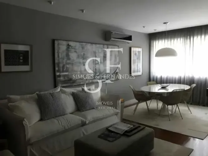 Lagoa - Rua Presidente Alfonso Lópes - Apartamento 2 quartos sendo 1 suíte master, com 2 v