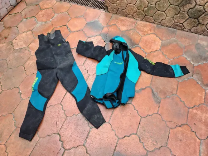Roupa de mergulho