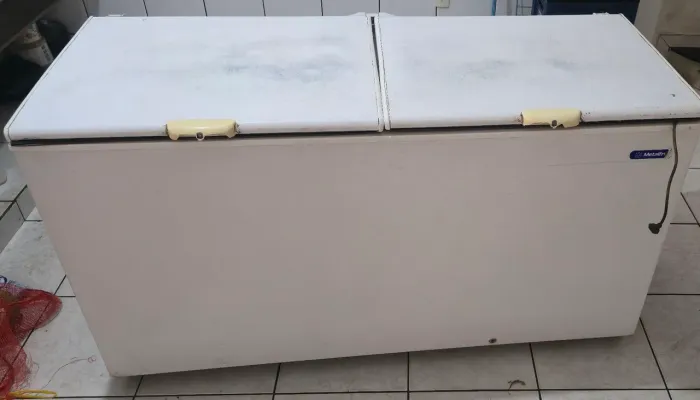 Freezer metalfrio DA550