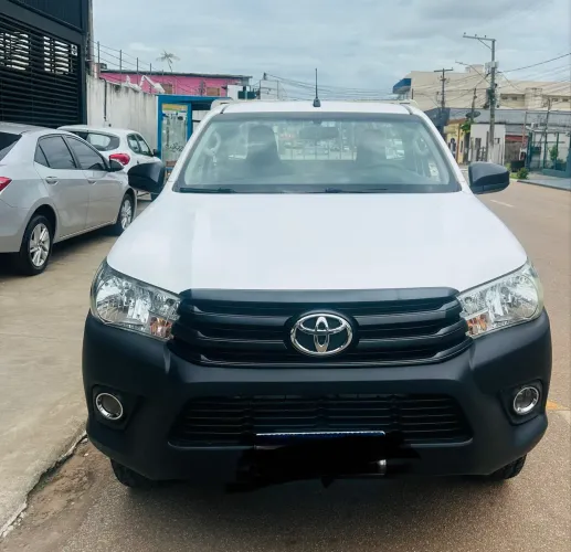 Toyota Hilux CS 4X4 2.8 TDI Diesel Mec. 2020