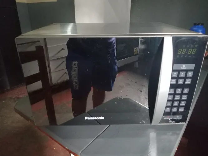 Microondas Panasonic 31litros valor 250 rs faço entrega 