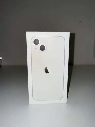 Caixa de iPhone 13 (vazia)