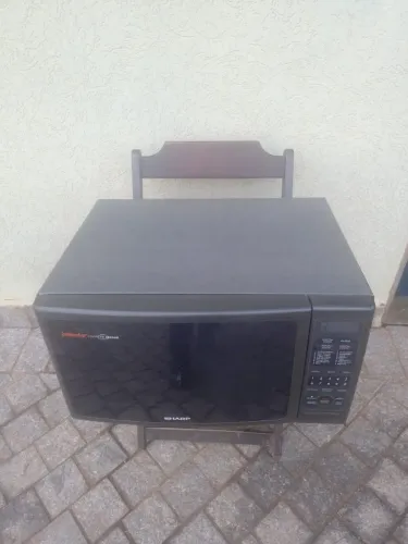 Forno microondas Sharp cor chumbo