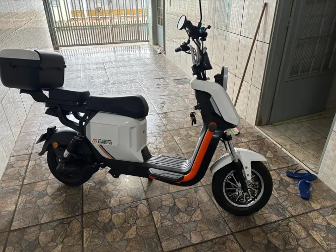 Moto elétrica 1000w em perfeito estado