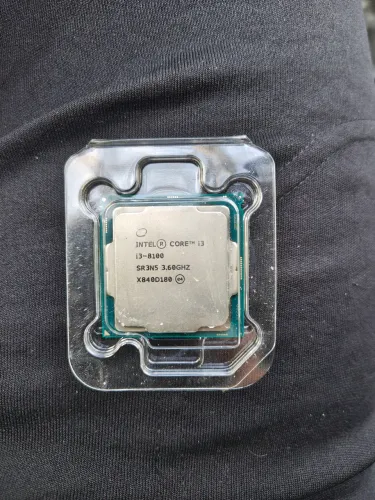 Processador Intel i3 8100