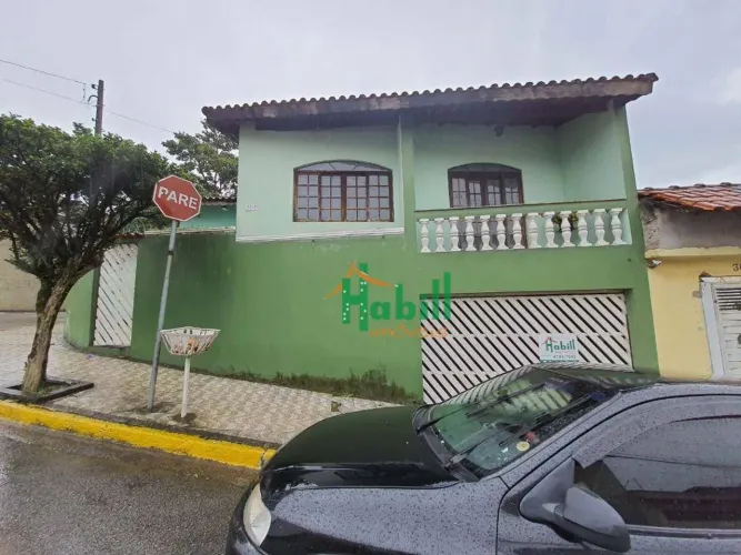Sobrado com 3 dormitórios para alugar, 150 m² por R$ 2.700,00/mês - Jardim Vitória - Suzan
