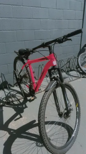 Vendo bicicleta aro 29, raio inox